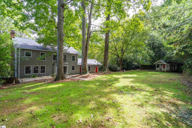 Property image 3 at 22 Club Forest Lane, Greenville, SC 29605