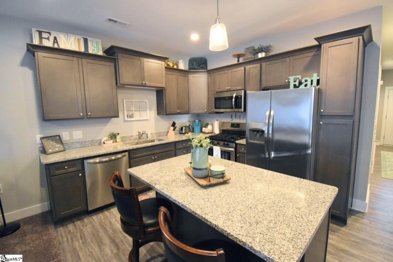 Property image 3 at 105 Valley Creek Drive, Boiling Springs, SC 29316