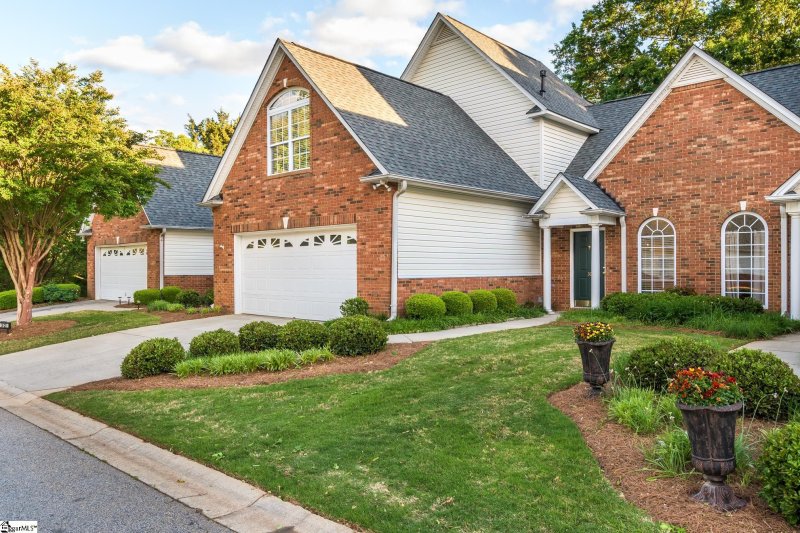 Property image 2 at 30 Kennebec Lane, Simpsonville, SC 29681