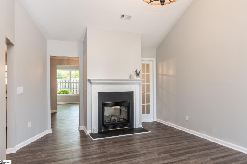 Property image 4 at 30 Kennebec Lane, Simpsonville, SC 29681