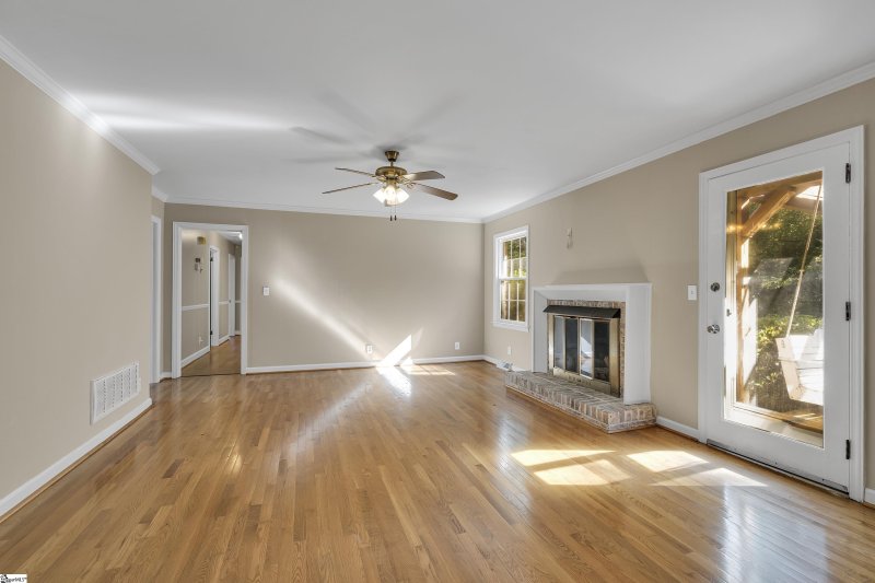 Property image 2 at 244 Balfer Drive, Greenville, SC 29615