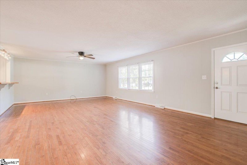 Property image 4 at 336 E Celestial Drive, Greer, SC 29651