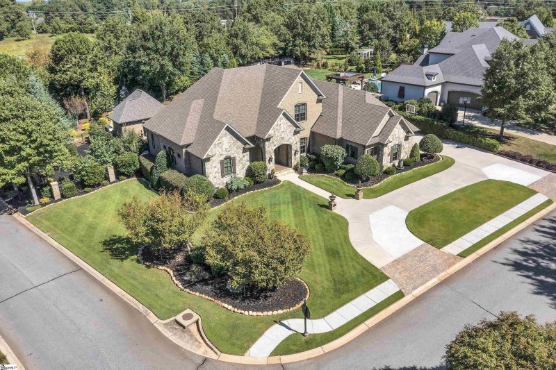 Property image 2 at 1 Cobbler Lane, Simpsonville, SC 29681