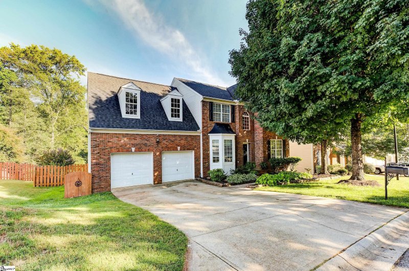 Property image 3 at 133 Waterton Way, Simpsonville, SC 29680