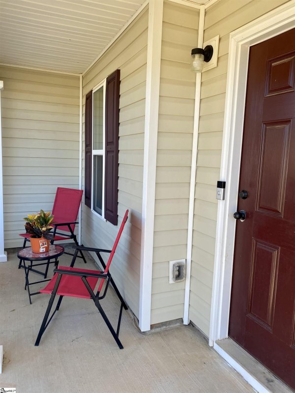 Property image 3 at 111 Botany Drive, Laurens, SC 29360