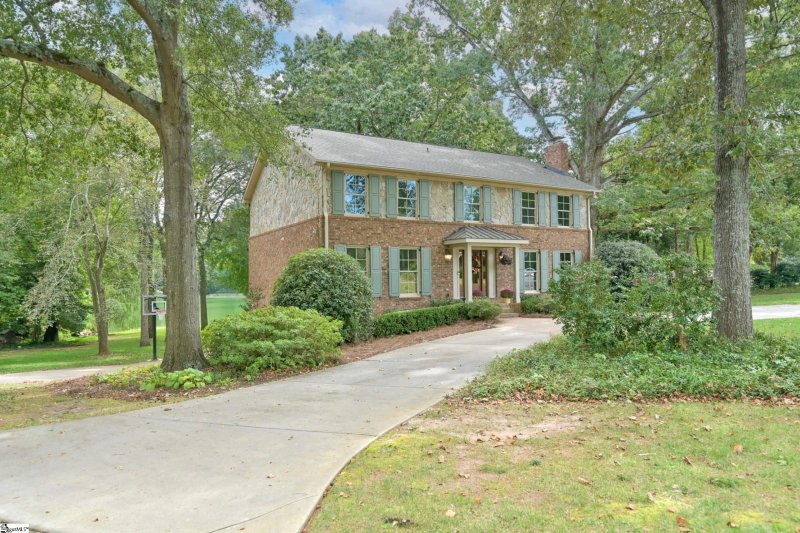 100 Stonehedge Drive