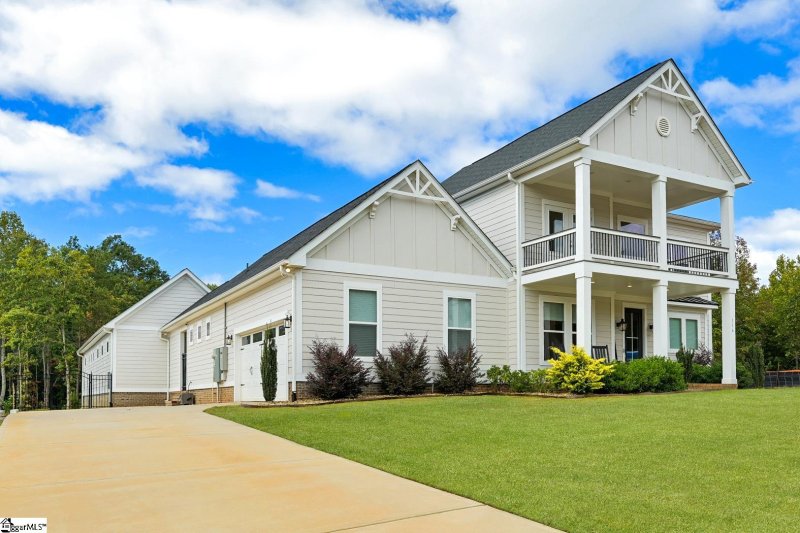 Property image 2 at 116 Pineland Place, Travelers Rest, SC 29690