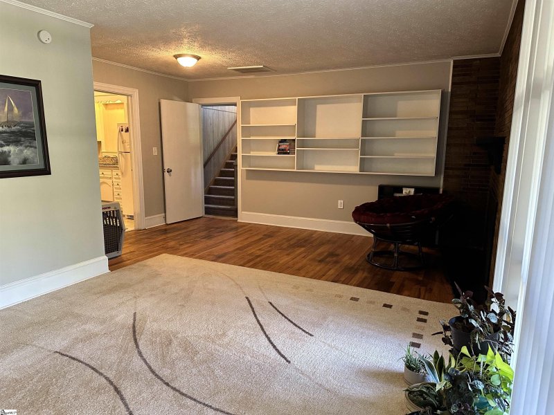 Property image 4 at 122 Scarlett Street, Greenville, SC 29607