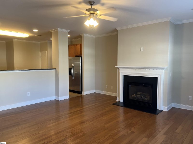 Property image 3 at 208 Louisville Drive, Greenville, SC 29607