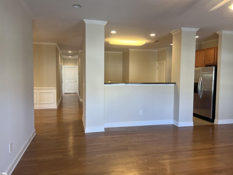 Property image 4 at 208 Louisville Drive, Greenville, SC 29607