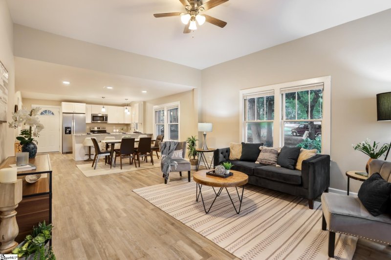 Property image 2 at 19 11th Street, Greer, SC 29651