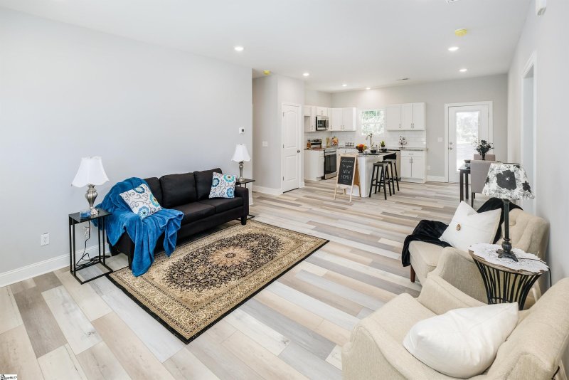 Property image 2 at 30 Ridge Court, Williamston, SC 29697