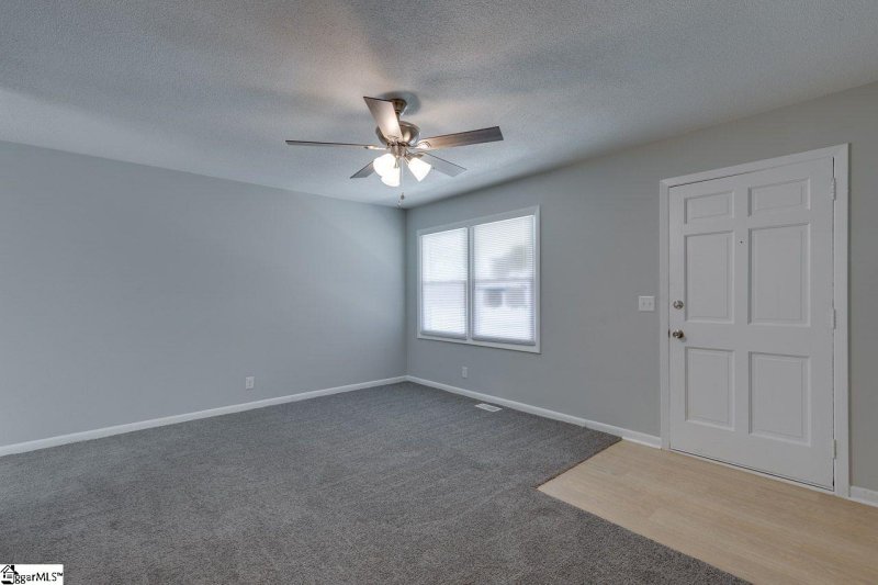 Property image 3 at 105 G Street, Williamston, SC 29697