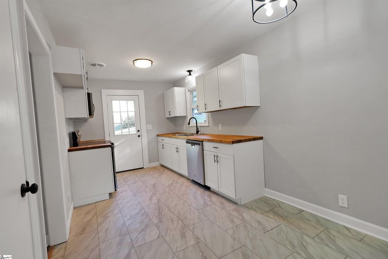 Property image 5 at 146 Glenwood Road, Easley, SC 29640