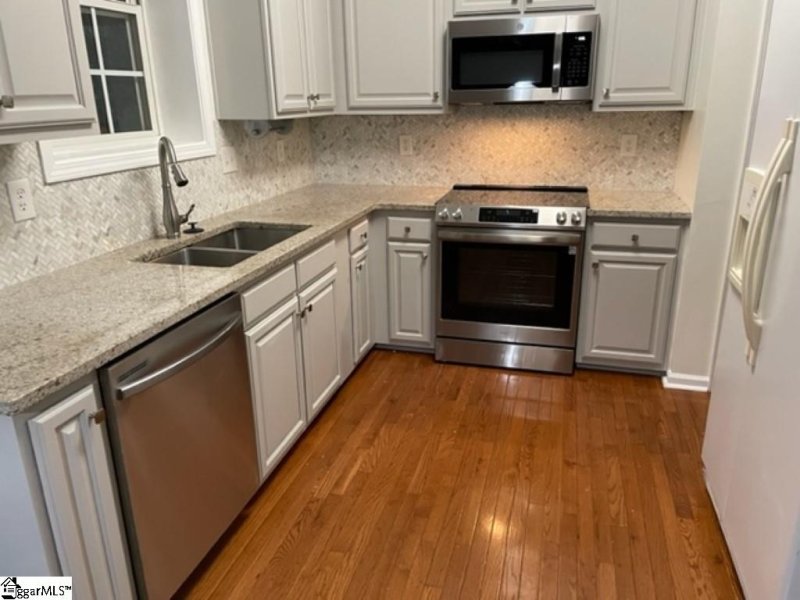 Property image 5 at 109 Stream Run Court, Greenville, SC 29617