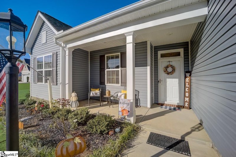 Property image 2 at 202 Arbor Woods Lane, Piedmont, SC 29673