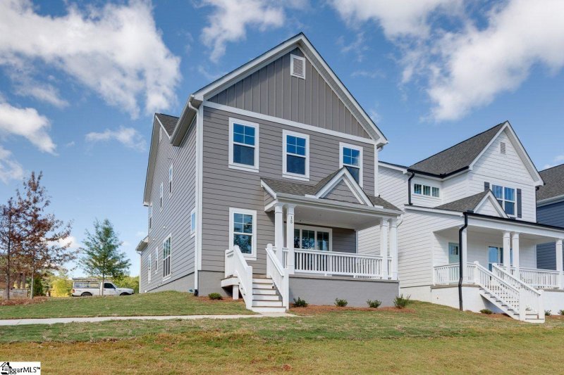 Property image 2 at 15 Logan Knoll Lane, Greenville, SC 29607