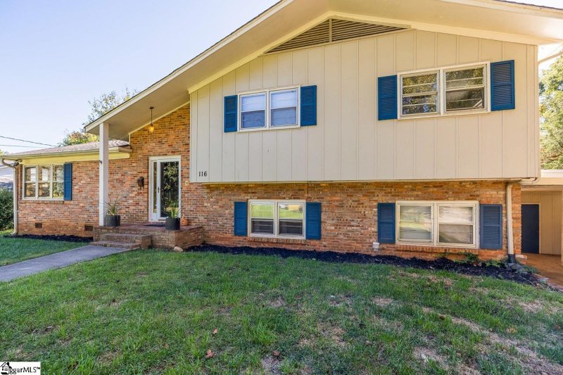 Property image 2 at 116 Cart Drive, Spartanburg, SC 29307