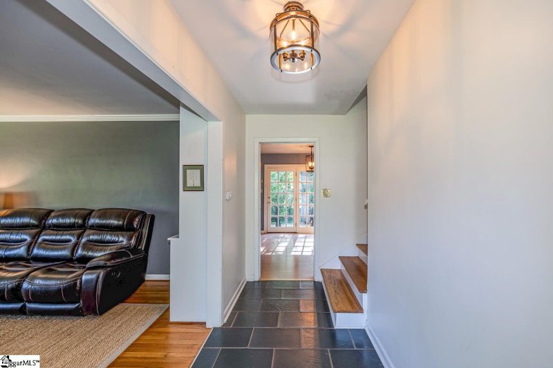 Property image 5 at 116 Cart Drive, Spartanburg, SC 29307