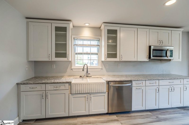 Property image 2 at 600 Creek Drive, Easley, SC 29642