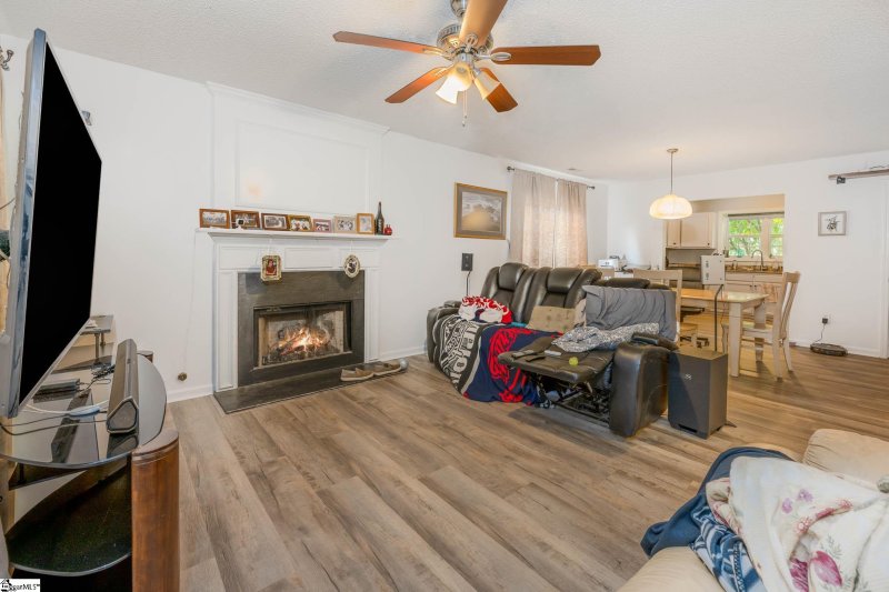 Property image 5 at 707 Highcrest Drive, Greenville, SC 29617