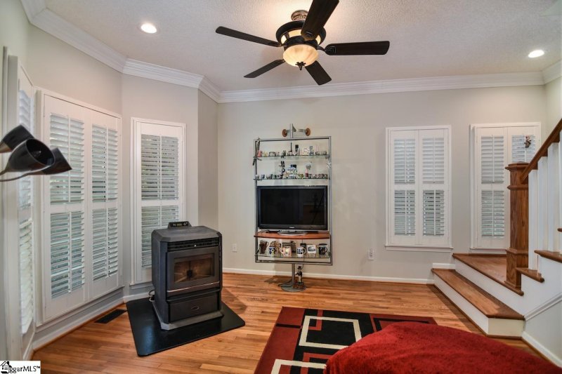 Property image 4 at 7 Flintlock Court, Piedmont, SC 29673