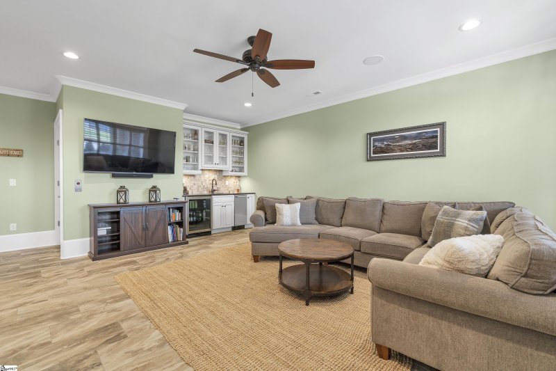 Property image 3 at 100 S Hudson Street, Greenville, SC 29601