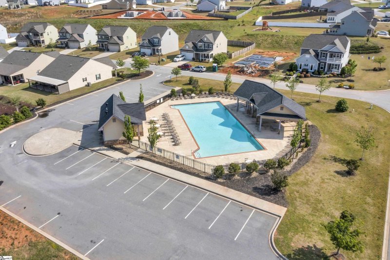 Property image 4 at 109 Caledonia Drive, Easley, SC 29642