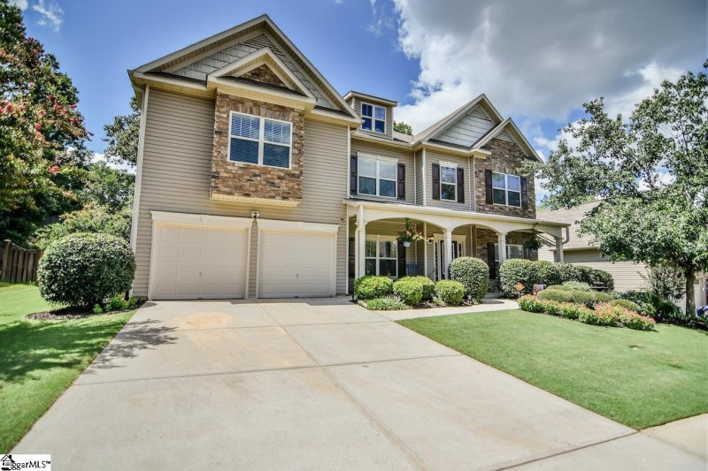 Property image 2 at 217 Heritage Point Drive, Simpsonville, SC 29681