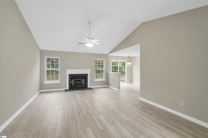 Property image 4 at 7 Ontario Court, Simpsonville, SC 29681