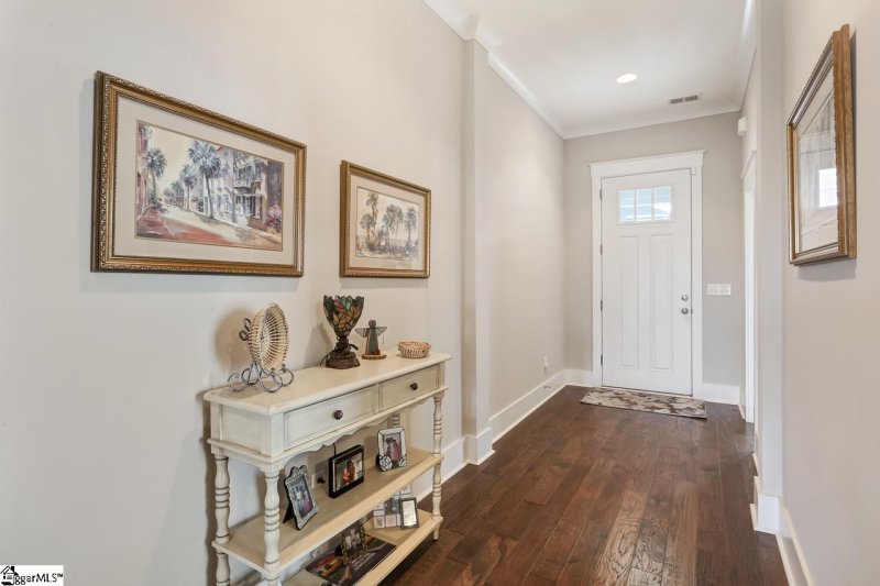 Property image 3 at 918 Berwick Drive, Simpsonville, SC 29681