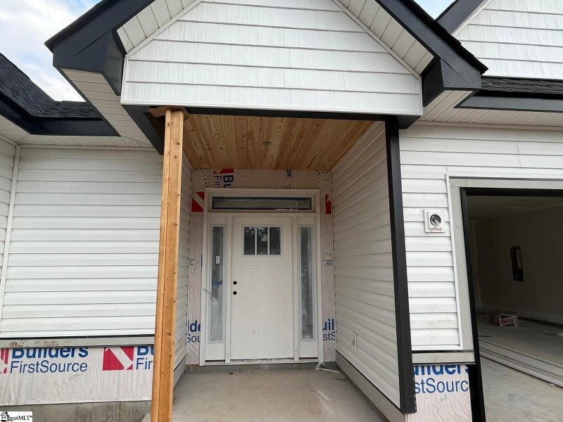 Property image 2 at 113 Irish Moss Drive, Williamston, SC 29697