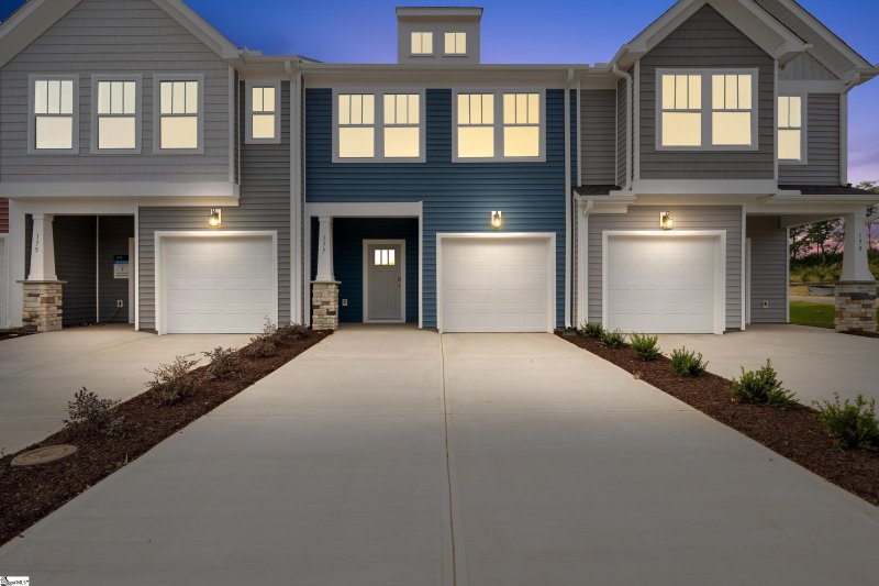 Property image 2 at 177 Shallons Drive, Greenville, SC 29609