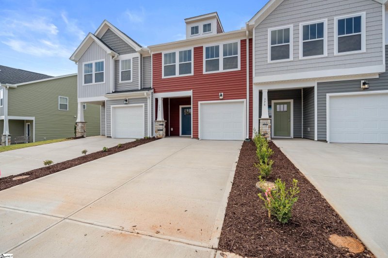 Property image 3 at 173 Shallons Drive, Greenville, SC 29609