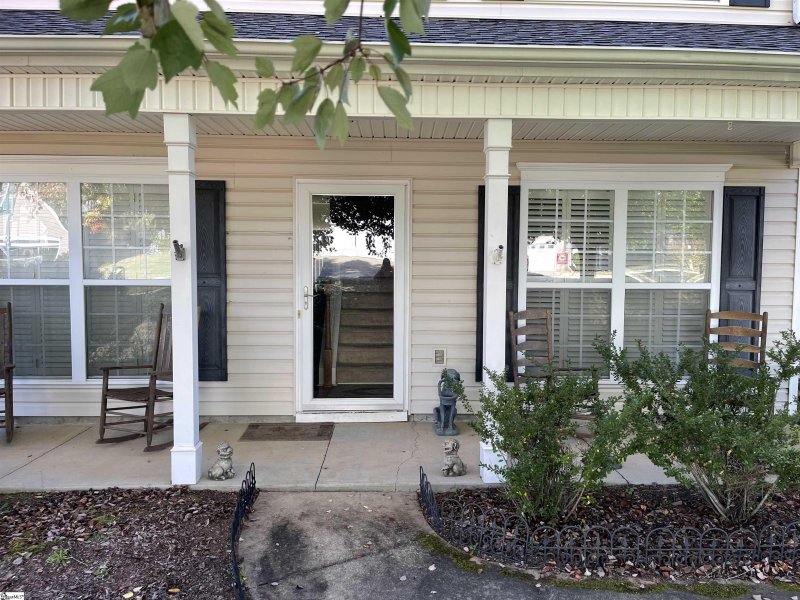 Property image 2 at 315 Capstone Lane, Spartanburg, SC 29301