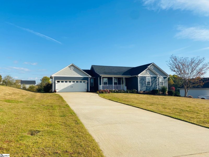 Property image 2 at 145 Powder Springs Drive, Duncan, SC 29334