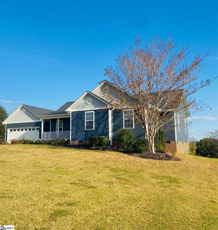 Property image 3 at 145 Powder Springs Drive, Duncan, SC 29334
