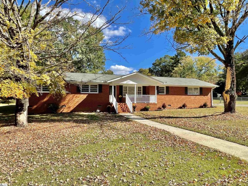 438 Bonita Drive