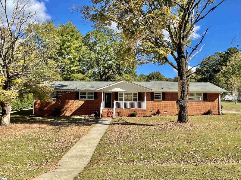 Property image 3 at 438 Bonita Drive, Easley, SC 29642