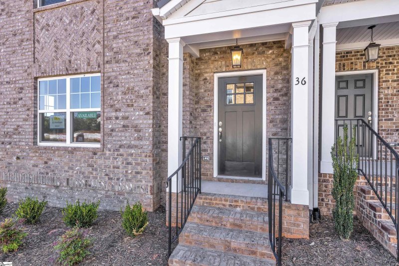 Property image 3 at 36 Peckham Street, Greenville, SC 29607