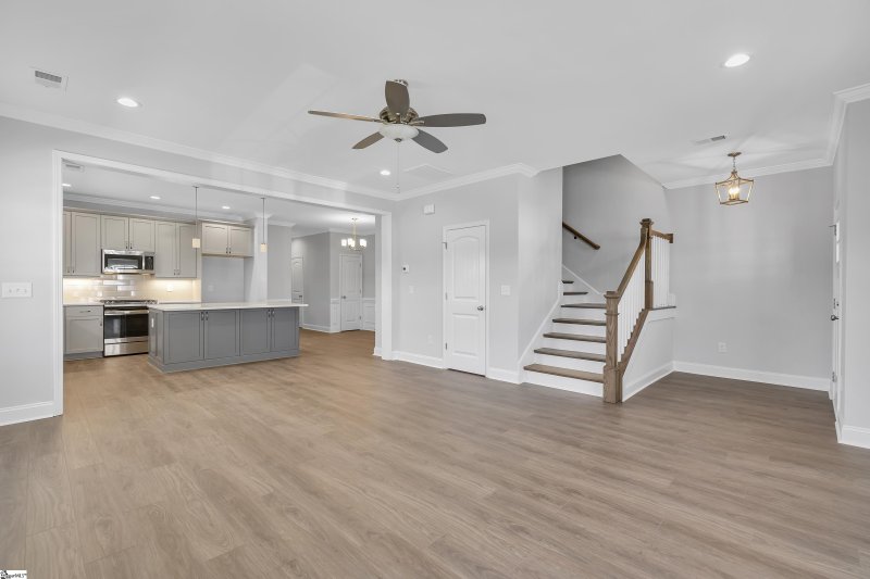 Property image 5 at 36 Peckham Street, Greenville, SC 29607