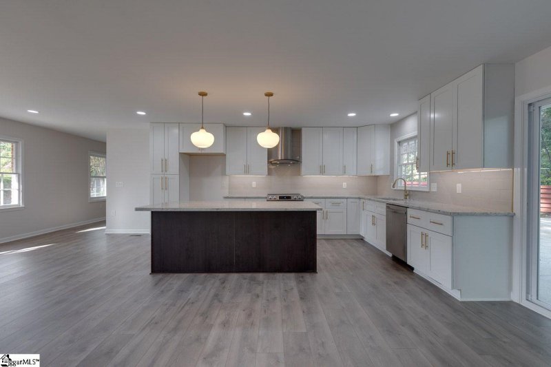 Property image 4 at 107 Huntington Drive, Anderson, SC 29625