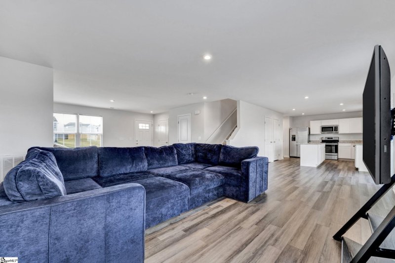 Property image 4 at 203 Tallowberry Way, Greenville, SC 29605