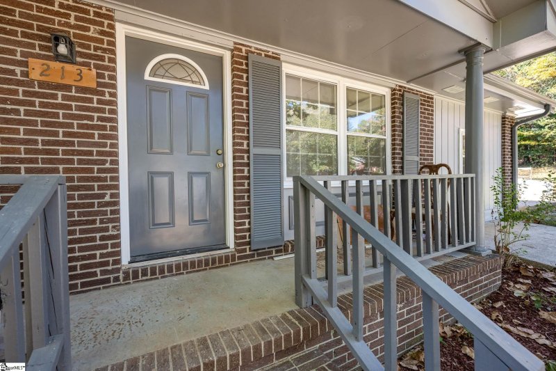 Property image 3 at 213 Walnut Drive, Pickens, SC 29671