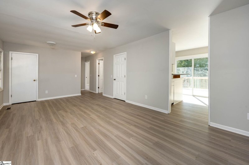 Property image 5 at 213 Walnut Drive, Pickens, SC 29671