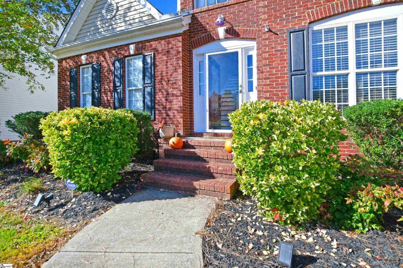 Property image 2 at 133 Sandy Lane, Greenville, SC 29605