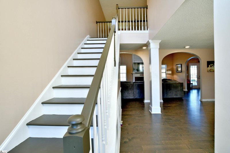 Property image 4 at 133 Sandy Lane, Greenville, SC 29605