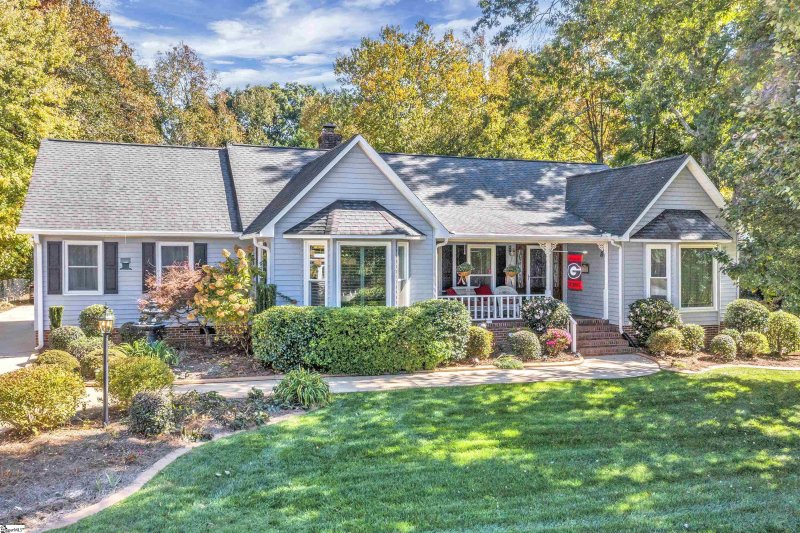 Property image 2 at 102 Ranger Court, Simpsonville, SC 29680