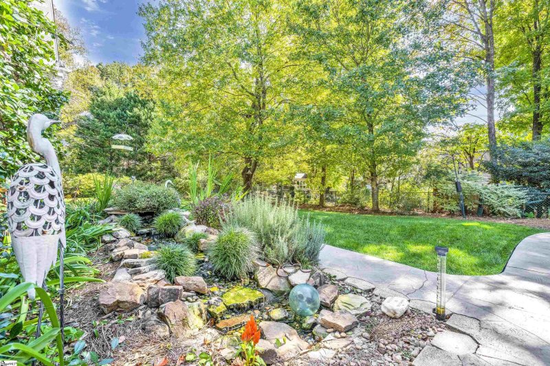 Property image 4 at 102 Ranger Court, Simpsonville, SC 29680