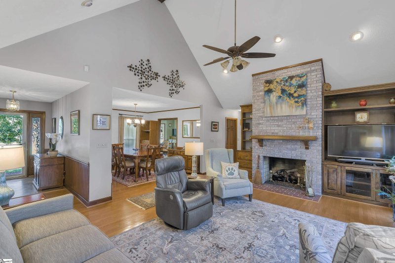 Property image 5 at 102 Ranger Court, Simpsonville, SC 29680